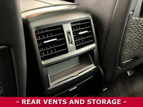 Used 2018 Mercedes-Benz GLE 550e 4MATIC image 10