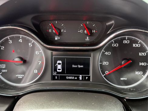 Used 2019 Chevrolet Cruze LS FWD image 26
