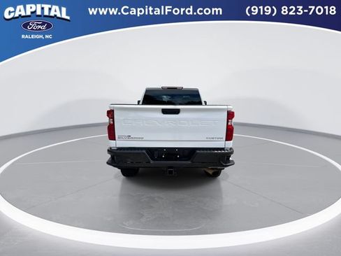 Used 2023 Chevrolet Silverado 2500 Custom w/ Custom Convenience Package AWD/4WD image 7