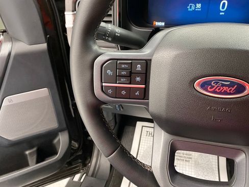 Used 2025 Ford F250 Lariat w/ Lariat Ultimate Package AWD/4WD image 16
