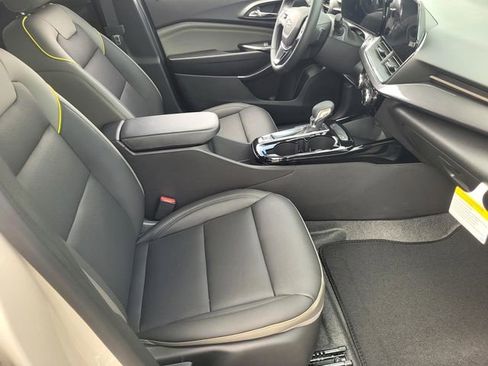 New 2026 Chevrolet Trax ACTIV w/ Driver Confidence Package FWD image 11