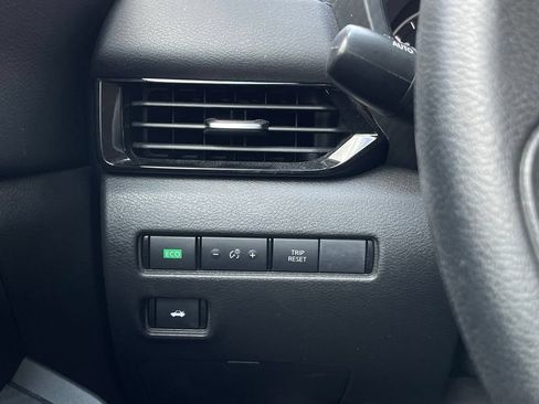 Used 2025 Nissan Sentra SV FWD image 13