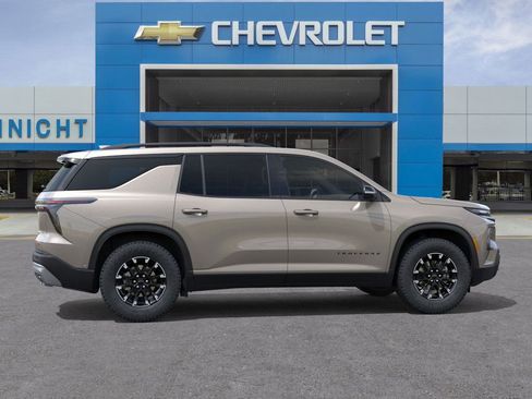 New 2026 Chevrolet Traverse Z71 w/ Enhanced Driving Package AWD/4WD image 5