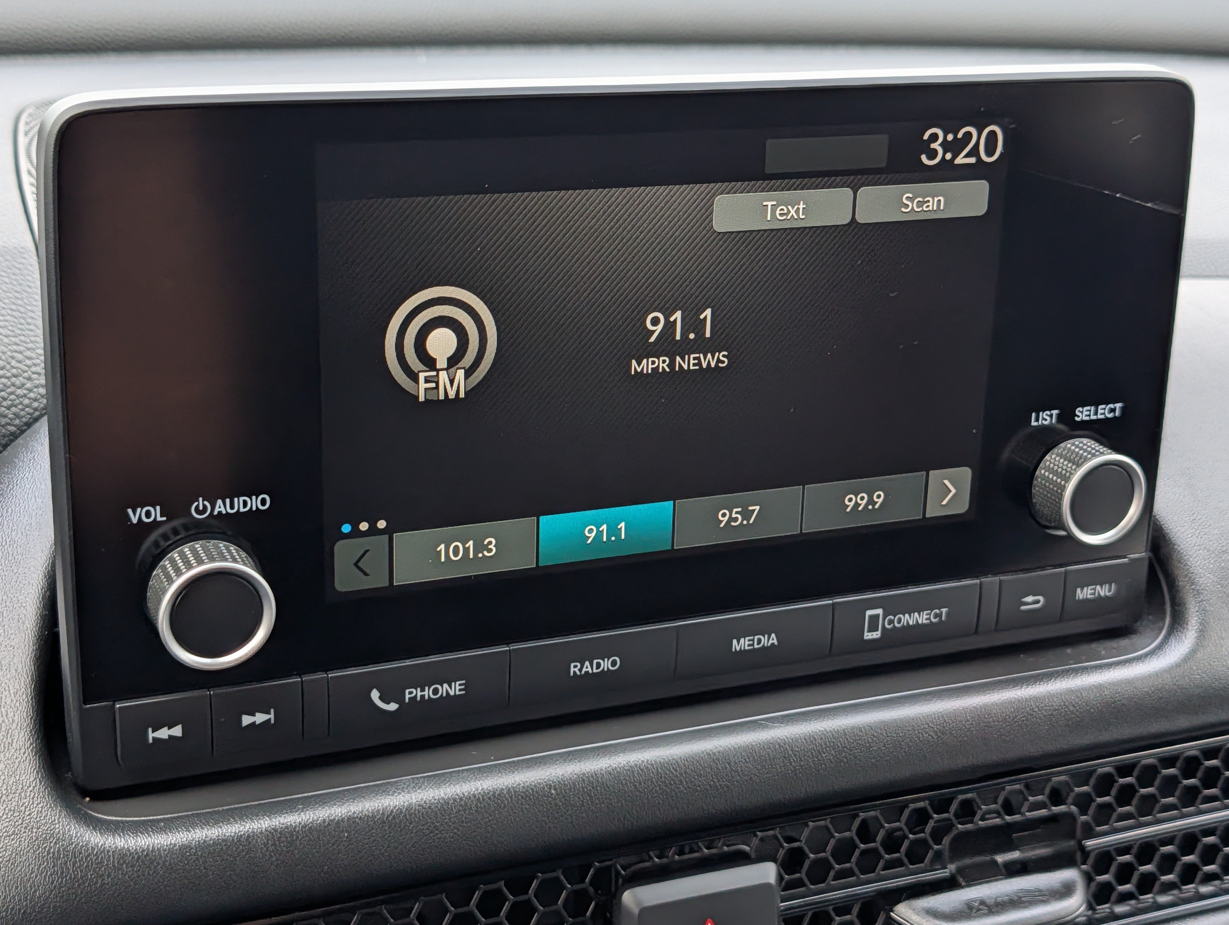 Used 2024 Honda HR-V LX image 22