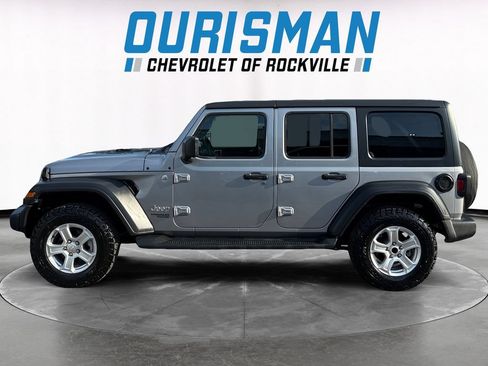 Used 2020 Jeep Wrangler Unlimited Sport S AWD/4WD image 3
