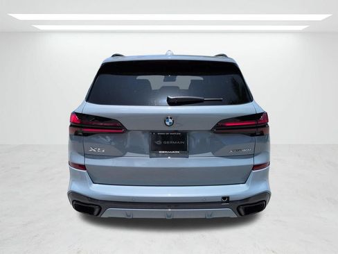 New 2026 BMW X5 xDrive40i w/ M Sport Package AWD/4WD image 5