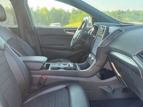 New 2024 Ford Edge ST-Line image 45