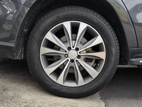 Used 2016 Mercedes-Benz GL 450 4MATIC image 13