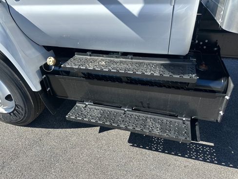 New 2026 Ford F650 2WD Regular Cab Super Duty image 12