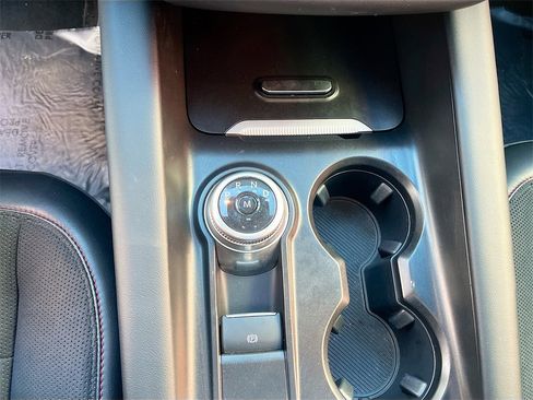 Used 2025 Ford Explorer ST image 17