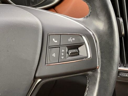 Used 2017 Maserati Levante w/ Luxury Package image 15