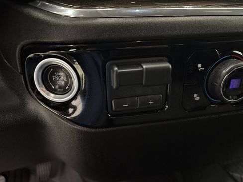 Used 2024 Chevrolet Silverado 1500 RST AWD/4WD image 28