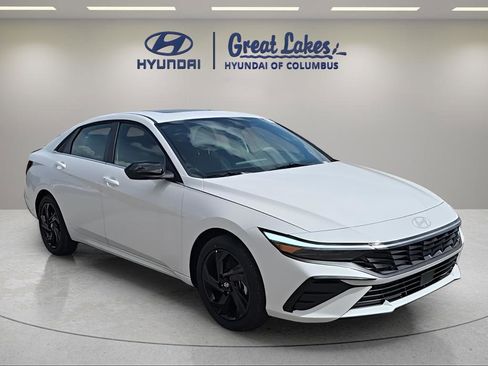 New 2026 Hyundai Elantra SEL Sport Premium w/ Cargo Package FWD image 7