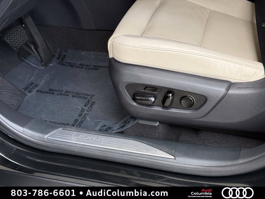Used 2023 Lexus RX 350 FWD w/ Accessory Package image 22