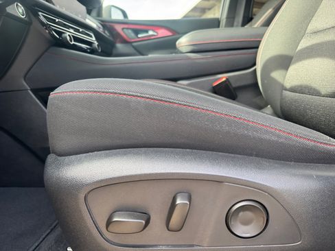 Used 2024 Chevrolet Traverse Z71 w/ Enhanced Driving Package image 15