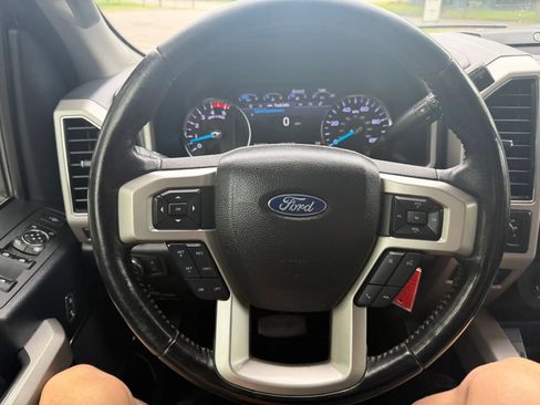 Used 2021 Ford F250 Lariat w/ FX4 Off-Road Package AWD/4WD image 19
