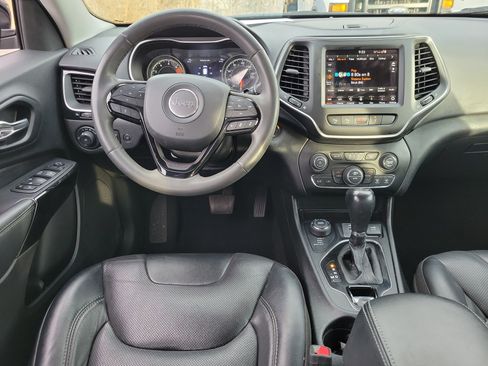 Used 2023 Jeep Cherokee Altitude Lux image 10