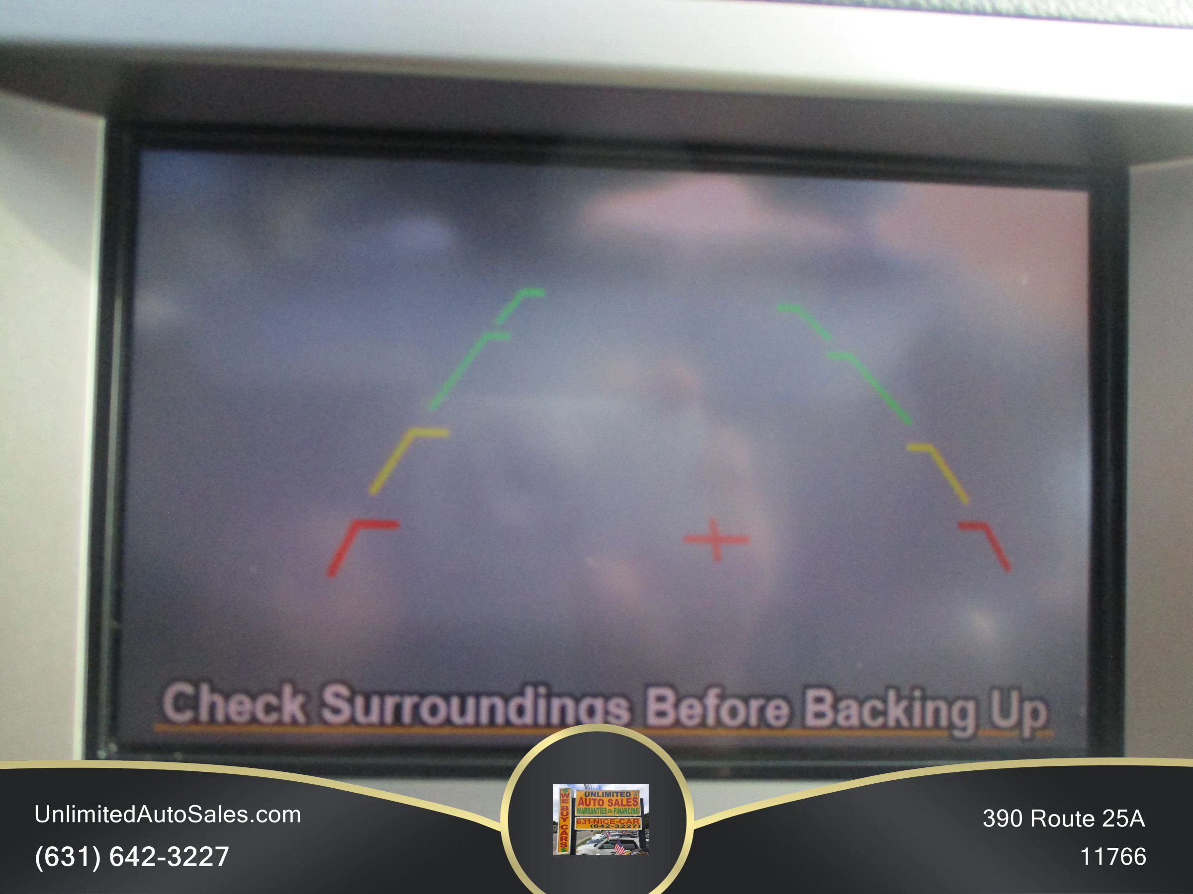 Used 2013 Subaru Outback 3.6R Limited AWD/4WD image 9
