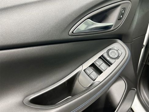 Certified 2025 Buick Encore GX Sport Touring w/ Comfort Package image 20