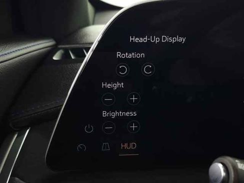 Used 2024 Cadillac XT4 Sport image 16