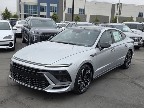 New 2025 Hyundai Sonata N Line image 13