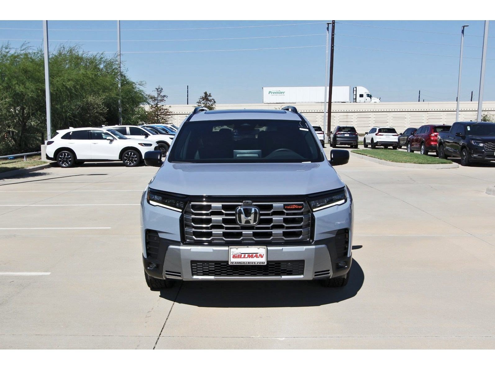 New 2026 Honda Pilot TrailSport image 2