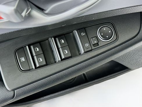 Used 2024 Kia Forte LXS FWD image 15