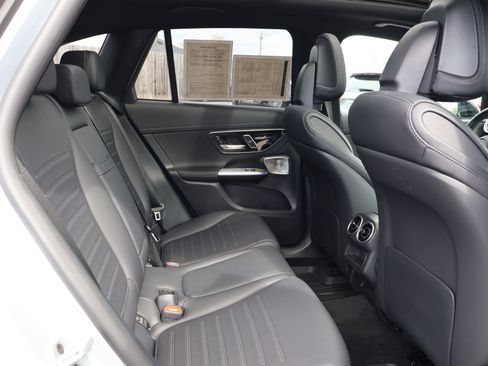 Certified 2025 Mercedes-Benz GLC 300 GLC 300W4 image 25