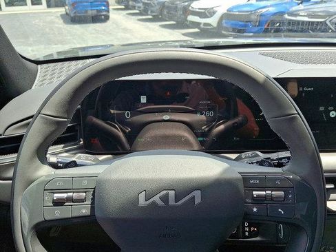 New 2026 Kia EV9 Land w/ Nightfall Edition Package image 9
