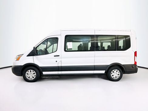 Used 2019 Ford Transit 350 XLT image 4