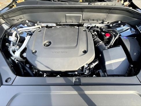 New 2026 Volvo XC90 B6 Plus w/ Protection Package Premier image 11