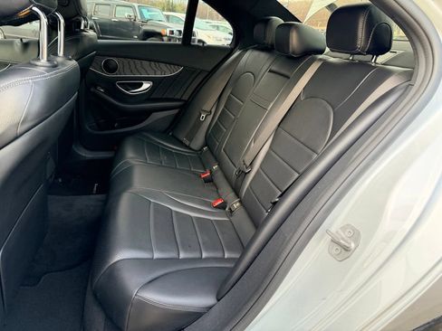 Used 2017 Mercedes-Benz C 300 4MATIC Sedan image 32