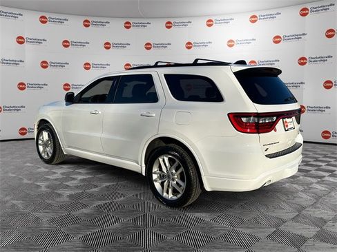 Used 2024 Dodge Durango GT image 3