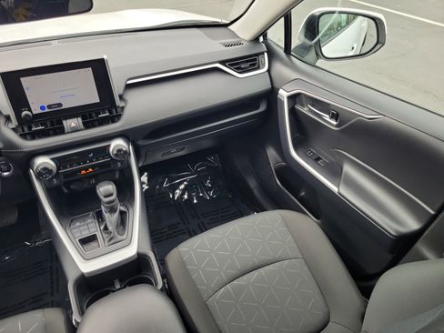 Certified 2025 Toyota RAV4 XLE AWD/4WD image 15