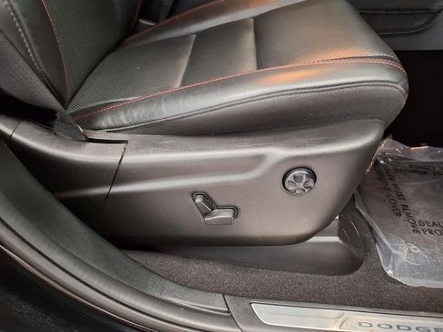 Used 2024 Dodge Durango R/T AWD/4WD image 11