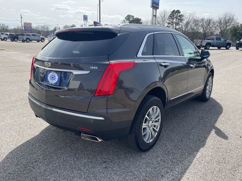 Used 2019 Cadillac XT5 Luxury w/ Advanced Security Package image 5