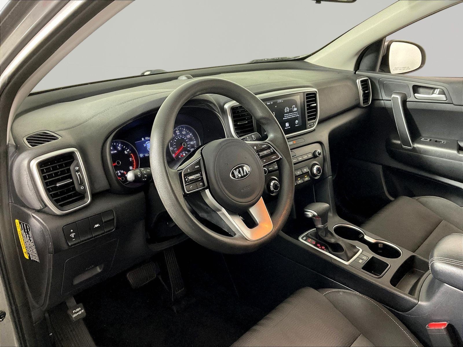 Used 2020 Kia Sportage LX FWD image 17