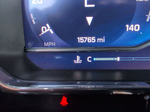 Used 2024 Chevrolet Silverado 1500 LT Trail Boss w/ Protection Package image 19