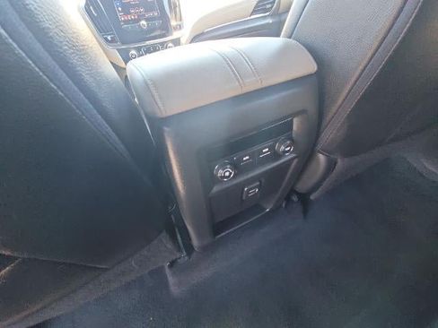 Used 2023 Chevrolet Traverse LS FWD image 20