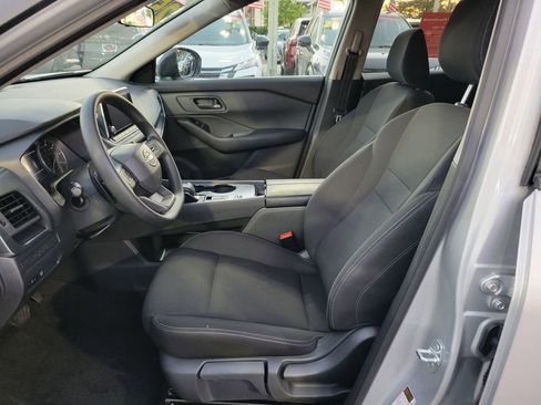 Certified 2025 Nissan Rogue S image 14