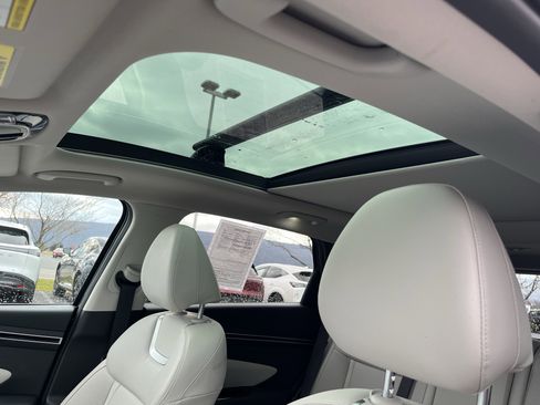 Used 2024 Hyundai Tucson Limited image 20