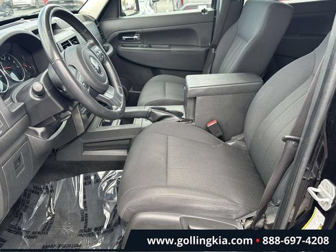 Used 2011 Jeep Liberty Sport w/ Popular Equipment Group AWD/4WD image 17