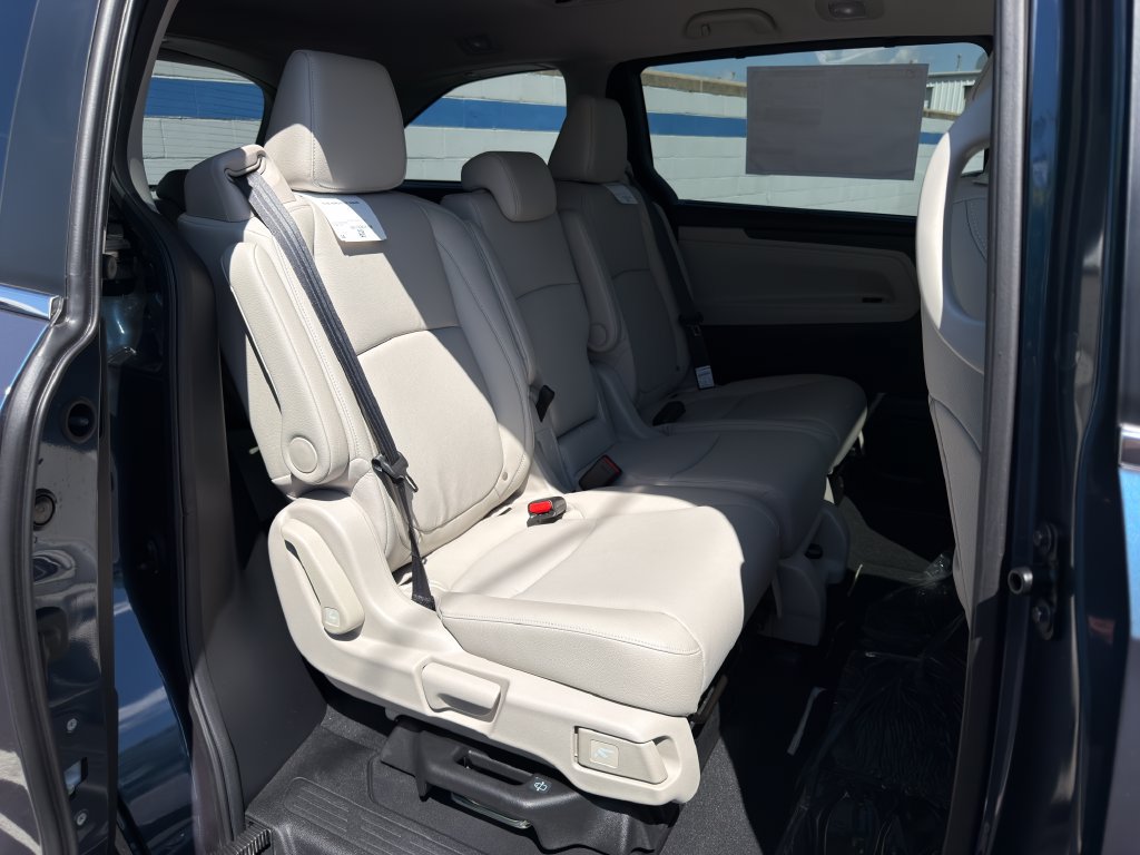 New 2027 Honda Odyssey EX-L image 24
