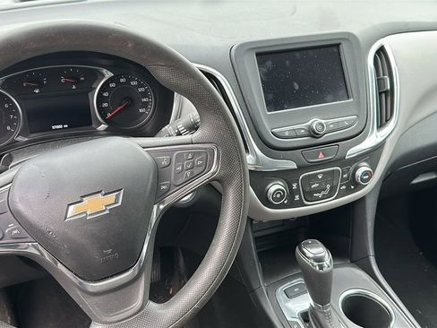 Used 2021 Chevrolet Equinox LT image 7