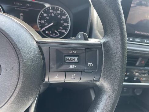 Used 2024 Nissan Rogue S AWD/4WD image 30