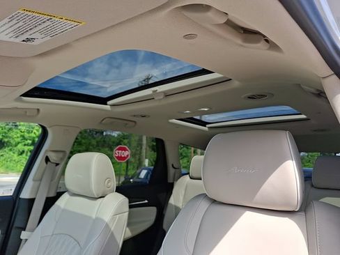 Used 2023 Buick Enclave Avenir w/ Avenir Technology Package AWD/4WD image 16