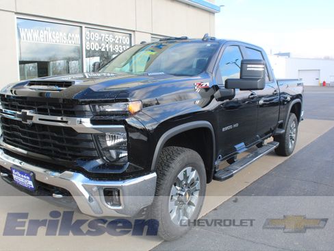 Certified 2025 Chevrolet Silverado 2500 LT image 1