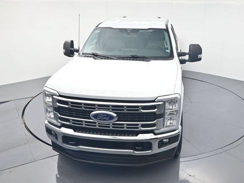 Used 2025 Ford F350 XLT AWD/4WD image 39