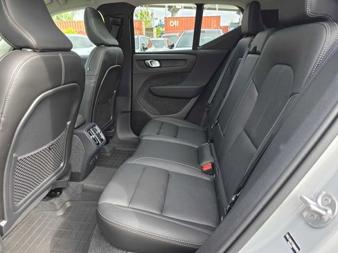 Used 2026 Volvo XC40 B5 Plus w/ Protection Package Premier AWD/4WD image 15
