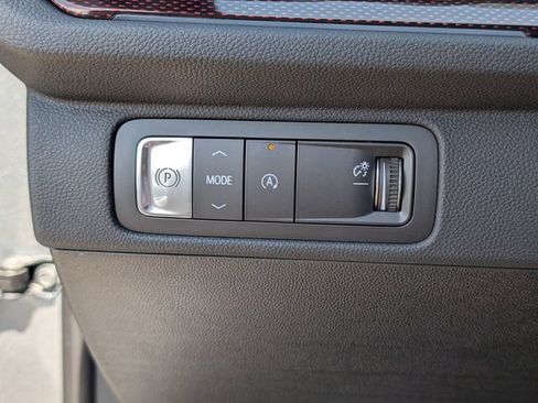 New 2026 Chevrolet Traverse RS w/ LPO, Floor Liner Package FWD image 17